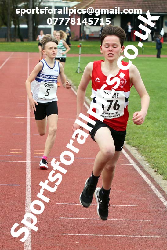 800 metres, NECAA Open Meeting, Morpeth, Sunday, October 18th. David T. Hewitson/Sports for All Pics